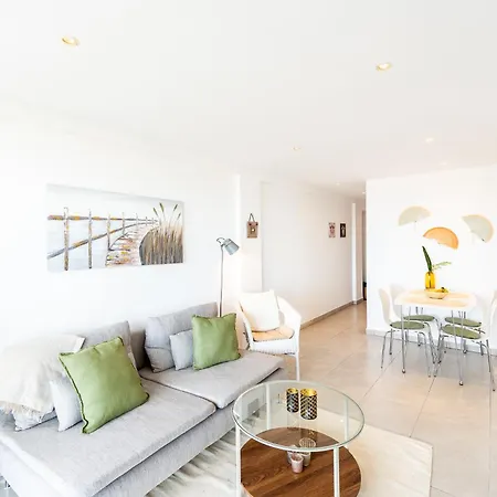 Sea Breeze Escape Apartament *