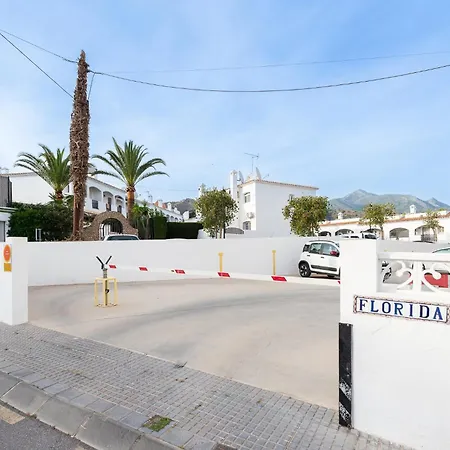 Apartament Sea Breeze Escape *
